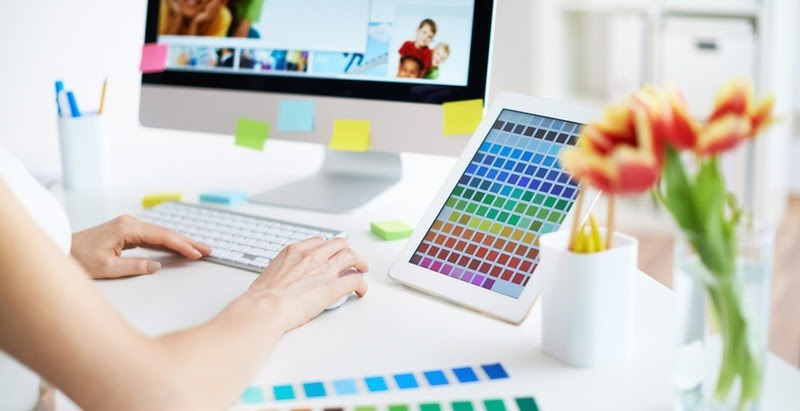 Графический дизайнер-