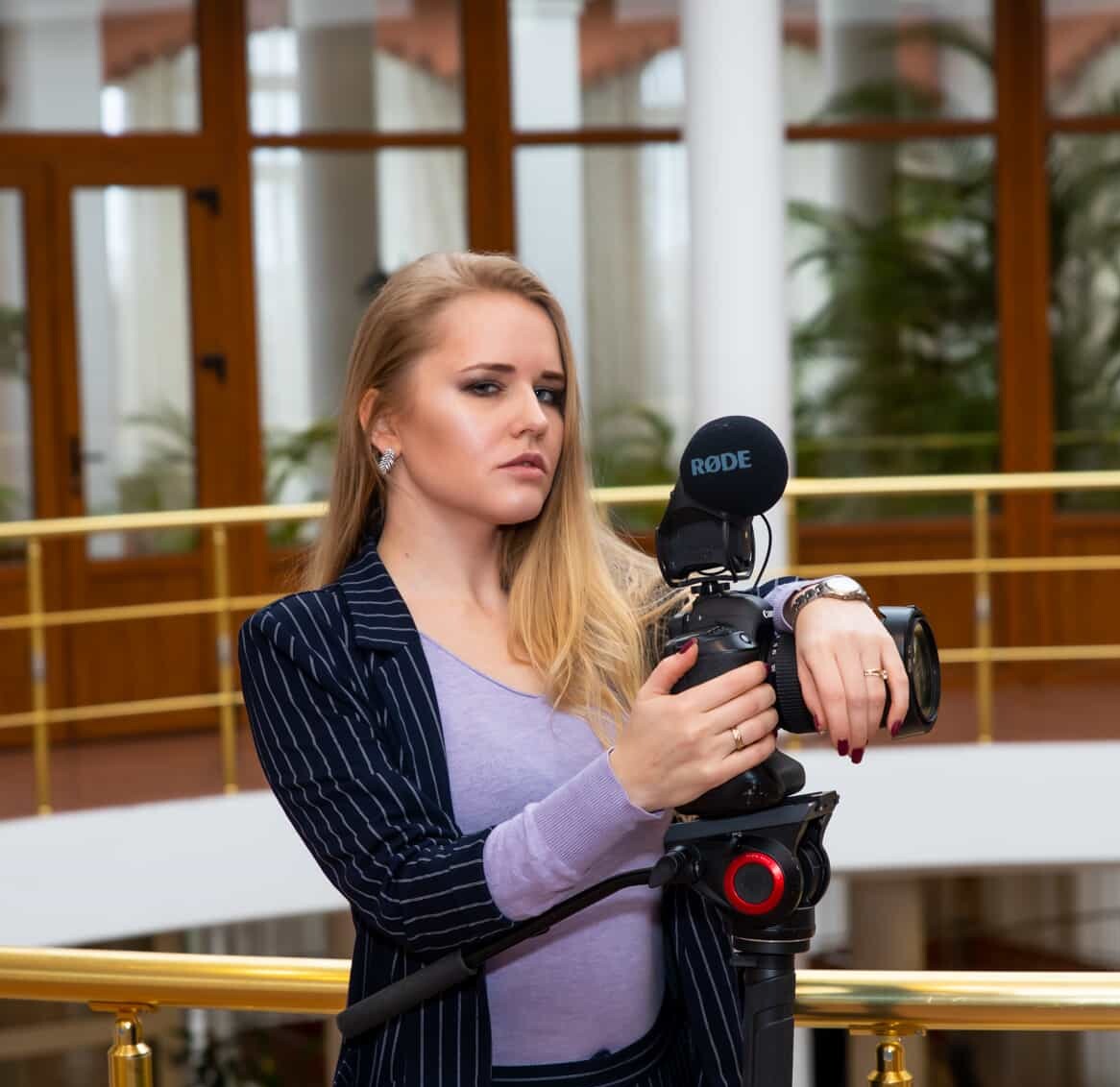 Алёна Комарова