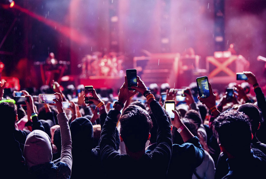 Professiya sozdatel elektronnoy muzyki