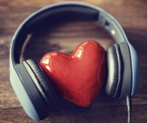 Kak skachat muzyku iz tiktoka