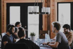 Stoit li iskat rabotu v dekabre