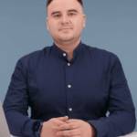 Алексей Кадочников