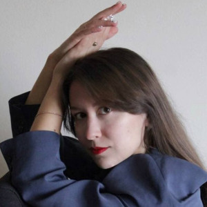 Алина Боева, Автор курсов по истории России и всеобщей истории для Skyeng, Фоксфорд и др.