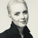 Елена Уханова