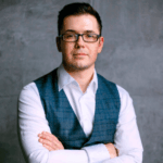 Илья Криканов