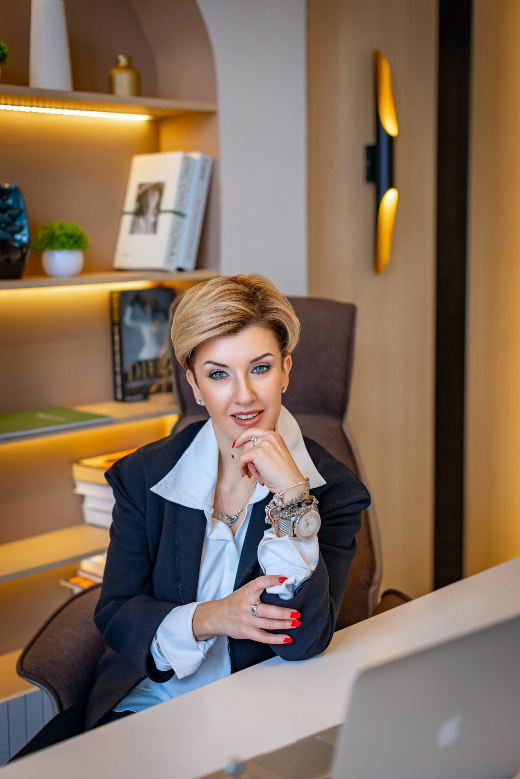 Клинический психолог, специалист по работе с расстройствами пищевого поведения, Руководитель