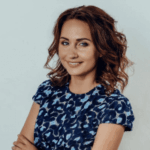 Мария Зу́барева