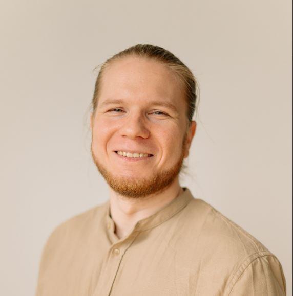 Суворов Вадим, Преподаватель, опыт работы более 3 лет