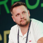 Виктор Крылов