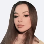 Юлия Владимировна К., Программирование для самых маленьких, Разработка игр на Scratch, Minecraft: введение в искусственный интеллект, Создание игр в Roblox Studio, Компьютерная грамотность, Minecraft: программирование на J