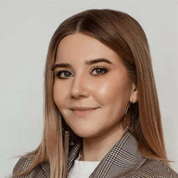 Светлана Кодинцева